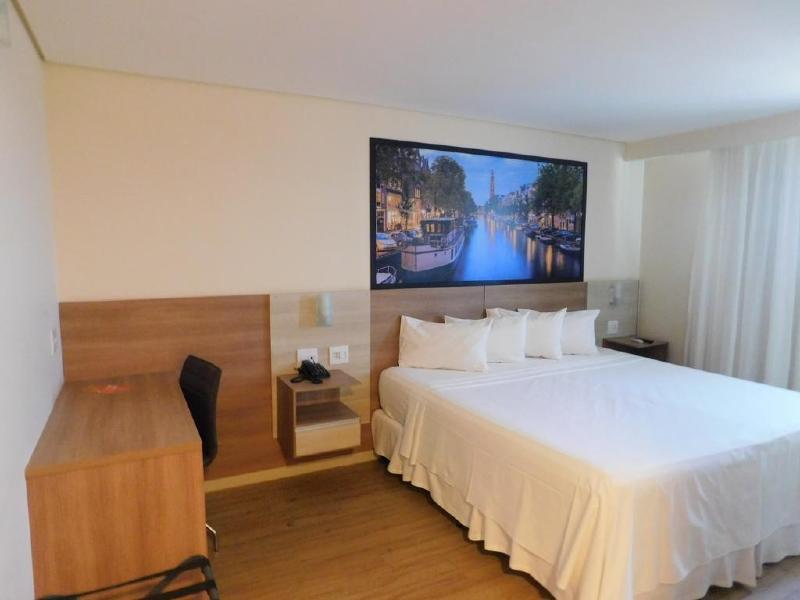 Hotel Amsterdam Montes Claros Exterior foto